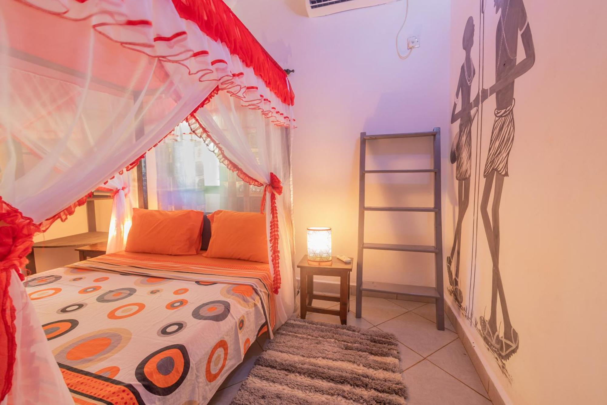 Villas Dora And Holly Diani Beach Exterior photo